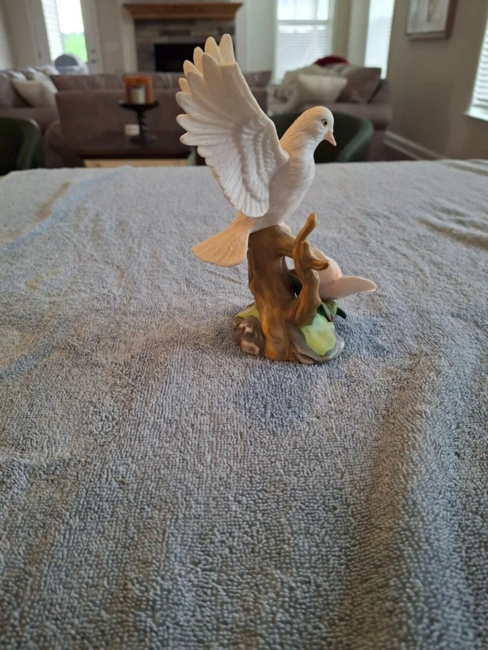 Vintage Wellington Collection Porcelain Dove Figurine Bird Statue Floral Decor